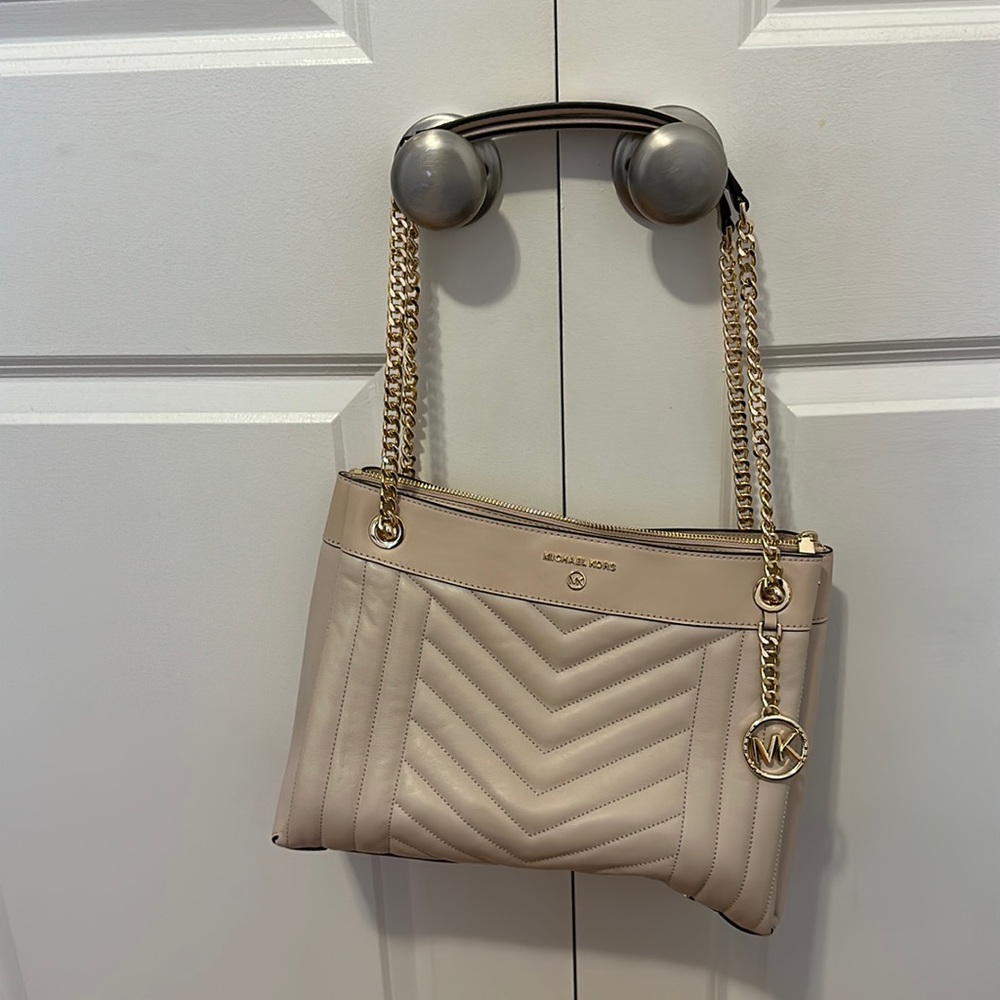 Pink Michael Kors Bag / Never Used